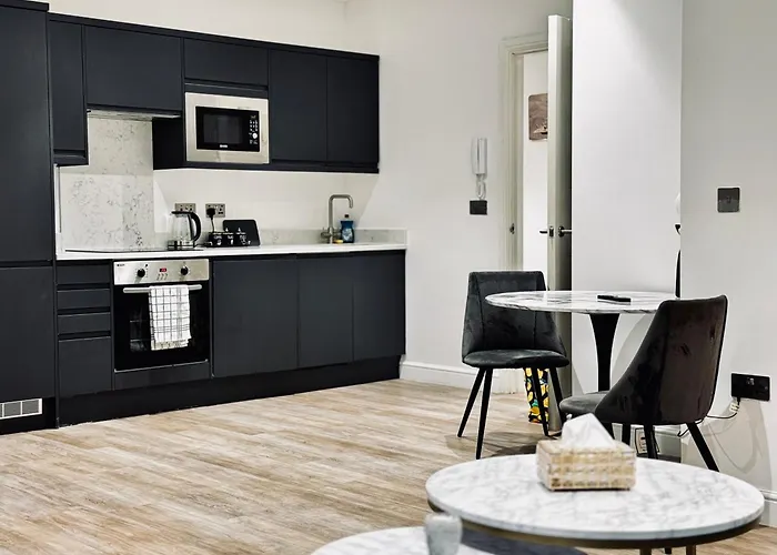 Royal Stay-leeds Centre *