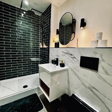 Stylish In Centre Prime Location Ls1 * Leeds (West Yorkshire)