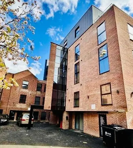 Royal Stay-leeds Centre